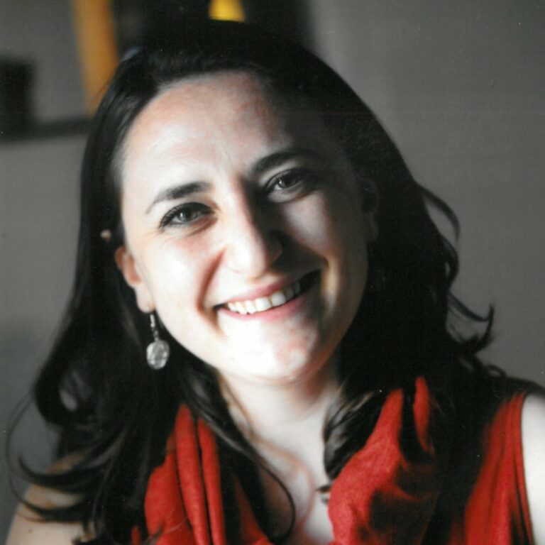 STÉPHANIE AVALLE