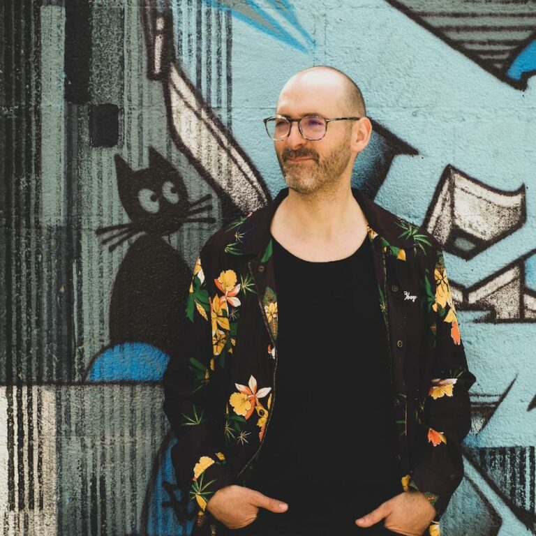 MARTIN PAGE